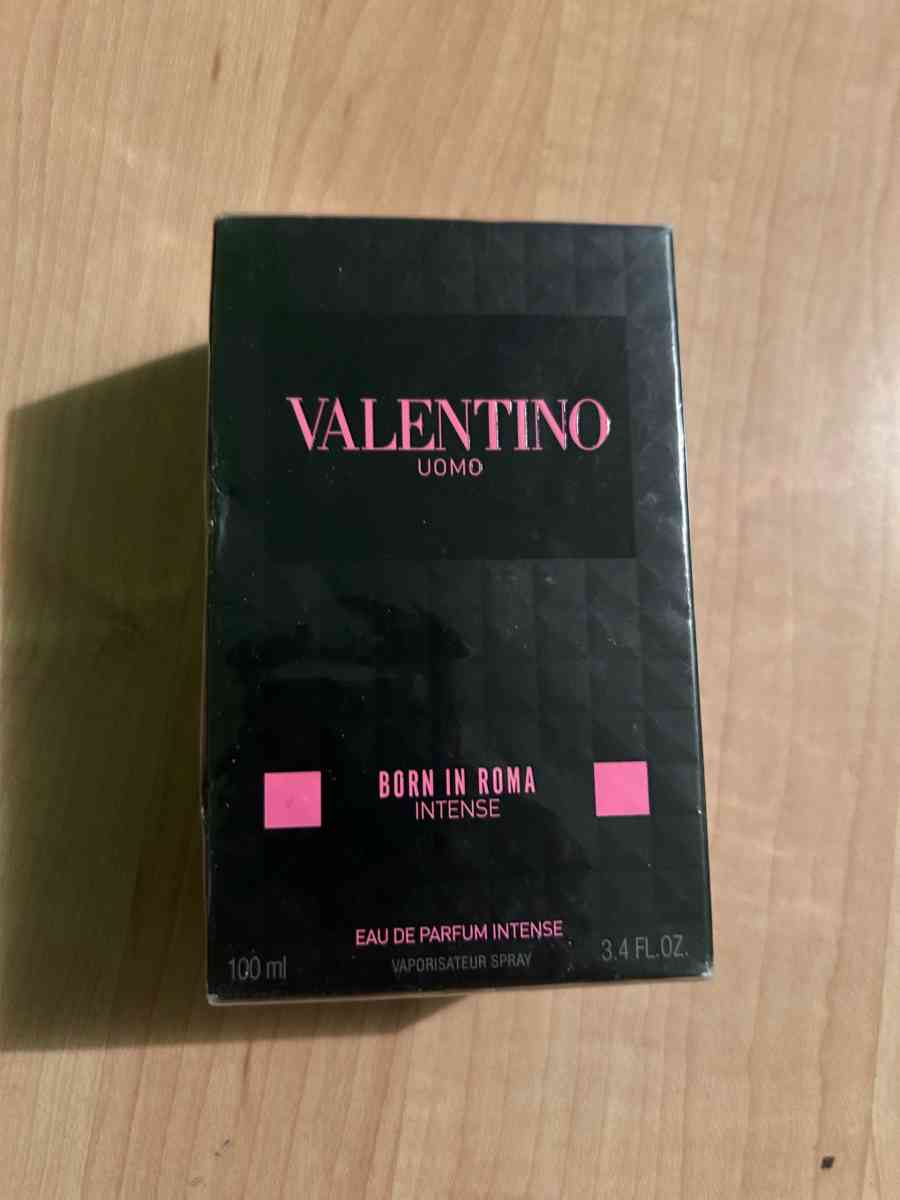 Valentino Uomo Mens cologne