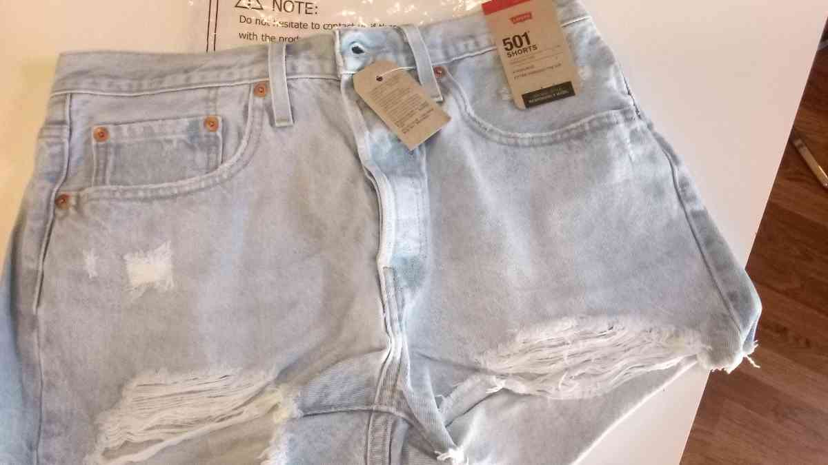 Levi 501s female high hip cut off short jeans