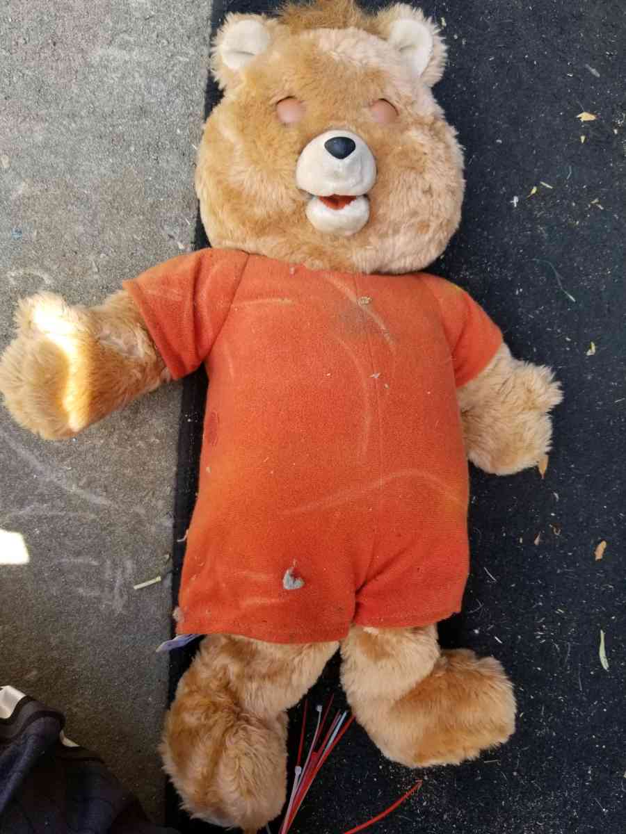 1984 1985 Teddy Ruxpin Bear
