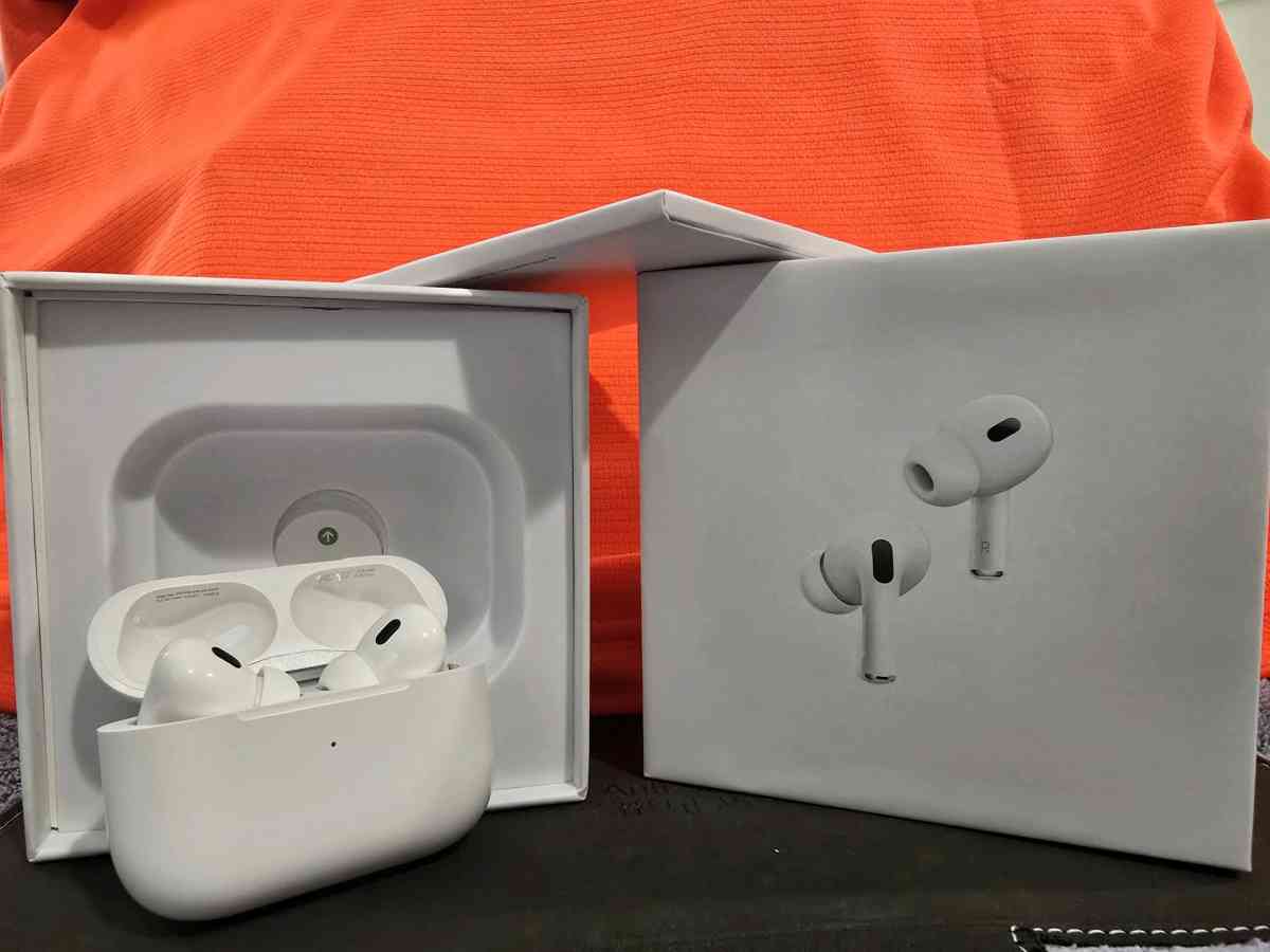 Airpods Pro 2nd Gen - Williams, California - FleaMarketBay