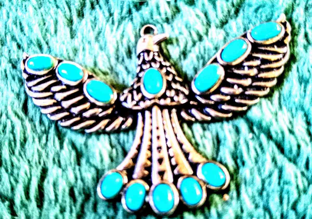 SILVER TURQUOISE NECKLACE WITH OUT CHAIN