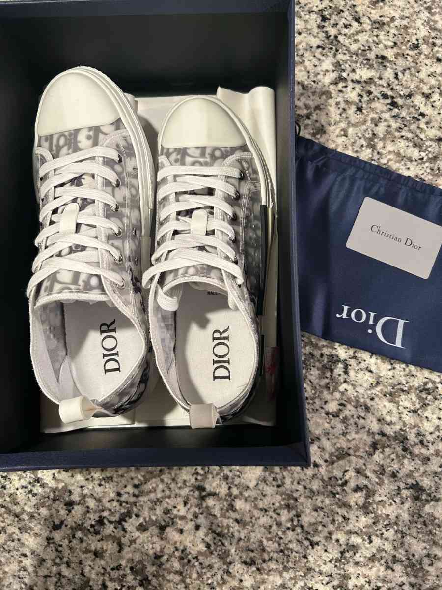 Dior Low Top white sneakers - Phoenix, Arizona - FleaMarketBay