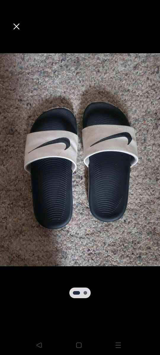 Nike Slides Youth 2Y - Houston, Texas - FleaMarketBay