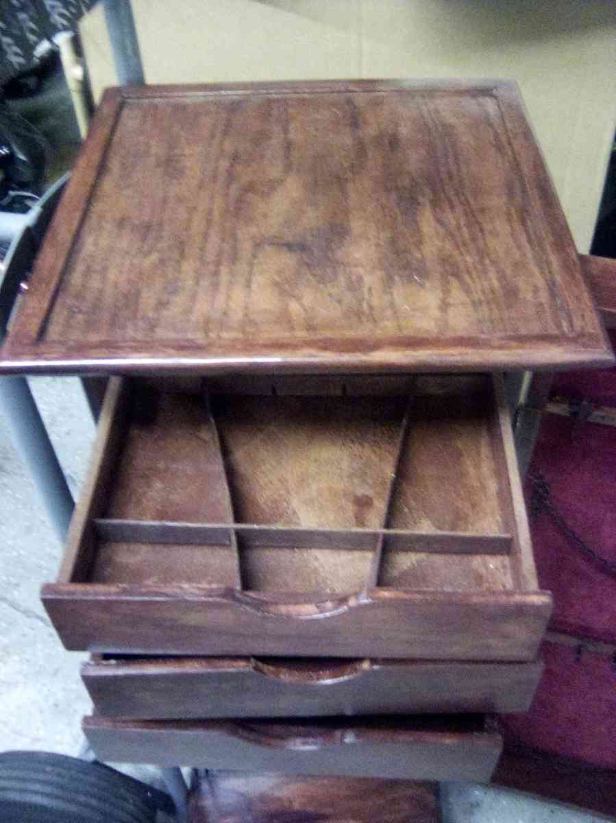 unisex jewelry cabinet - Aurora, Colorado - FleaMarketBay