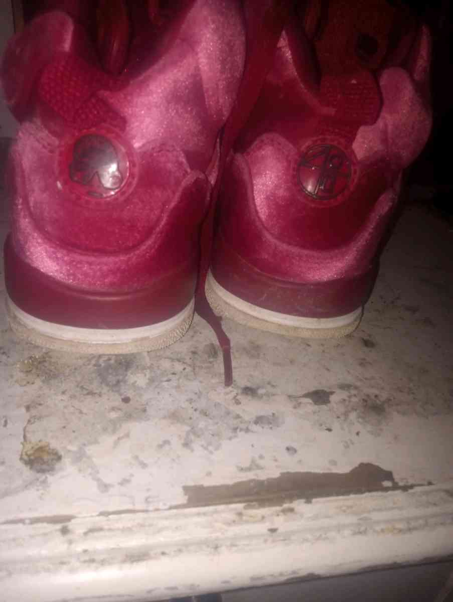 Jordan velvet nobble red