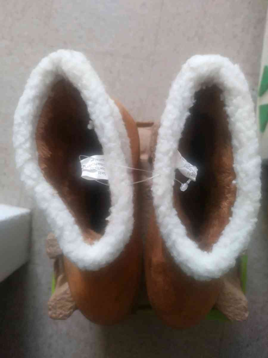 Olivia Miller  Womens Joyce Winter Boot