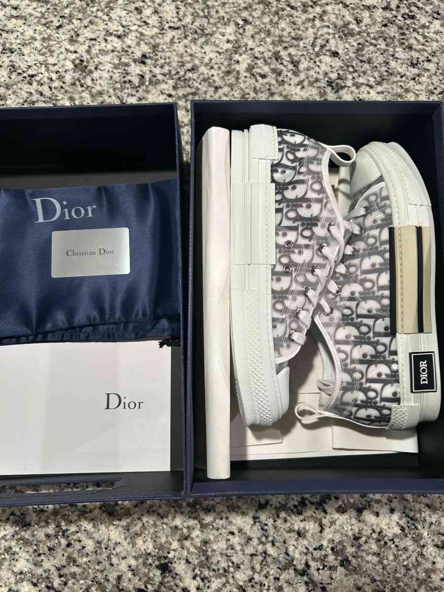 Dior Low Top white sneakers - Phoenix, Arizona - FleaMarketBay