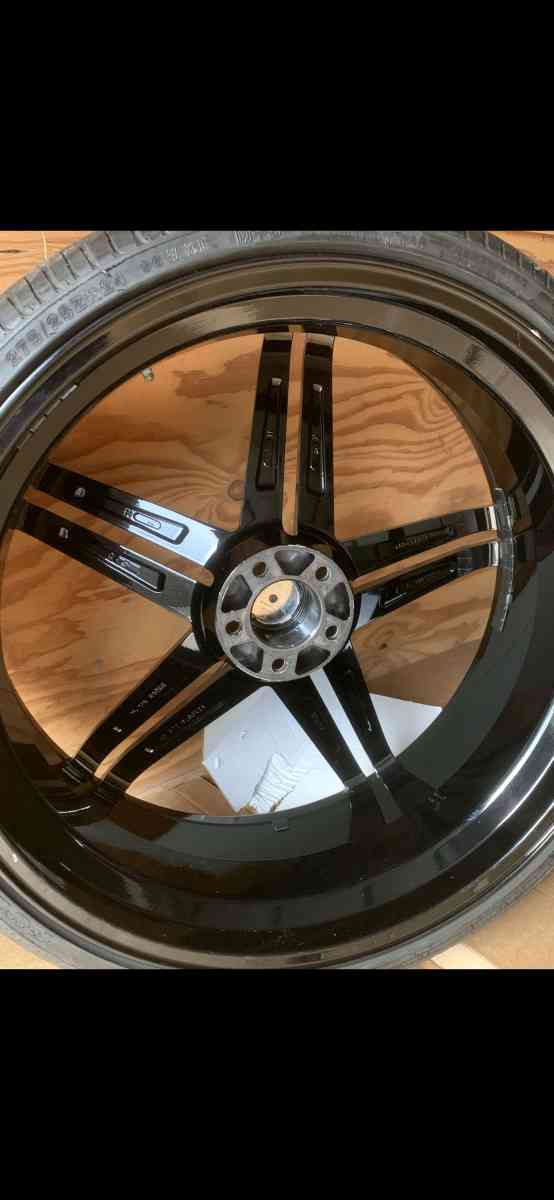 24x9 inch strada rims bolt pattern is 5x114 - Fort Lauderdale, Florida - FleaMarketBay