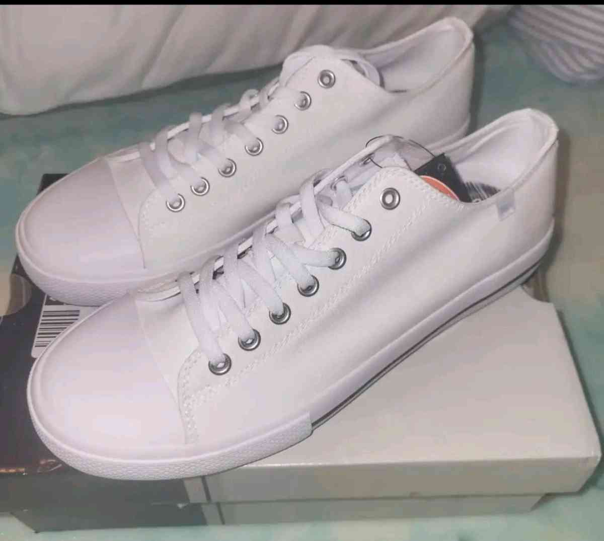 lugz stagger canvas shoes - Acworth, Georgia - FleaMarketBay