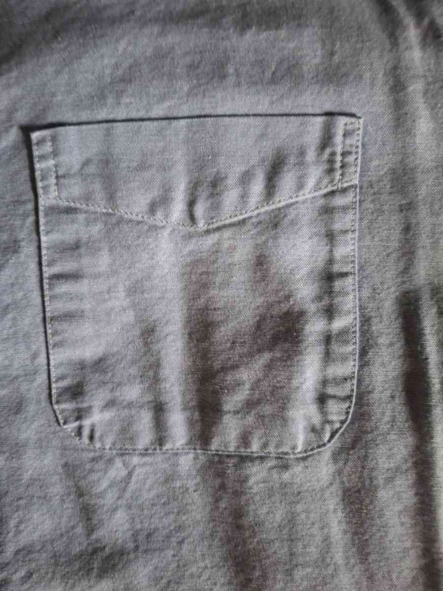 Old Navy Chambray button down shirt - Syracuse, New York - FleaMarketBay