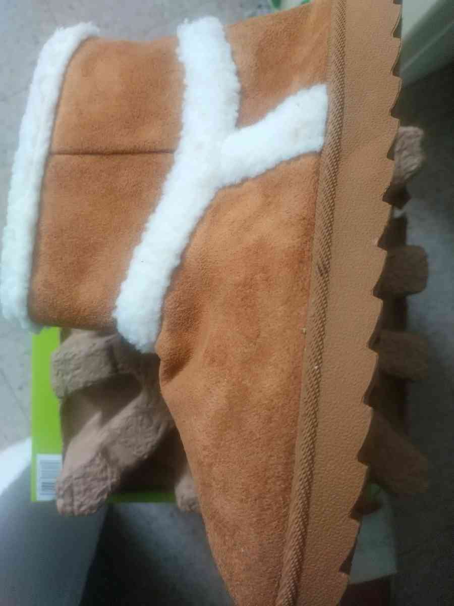 Olivia Miller  Womens Joyce Winter Boot