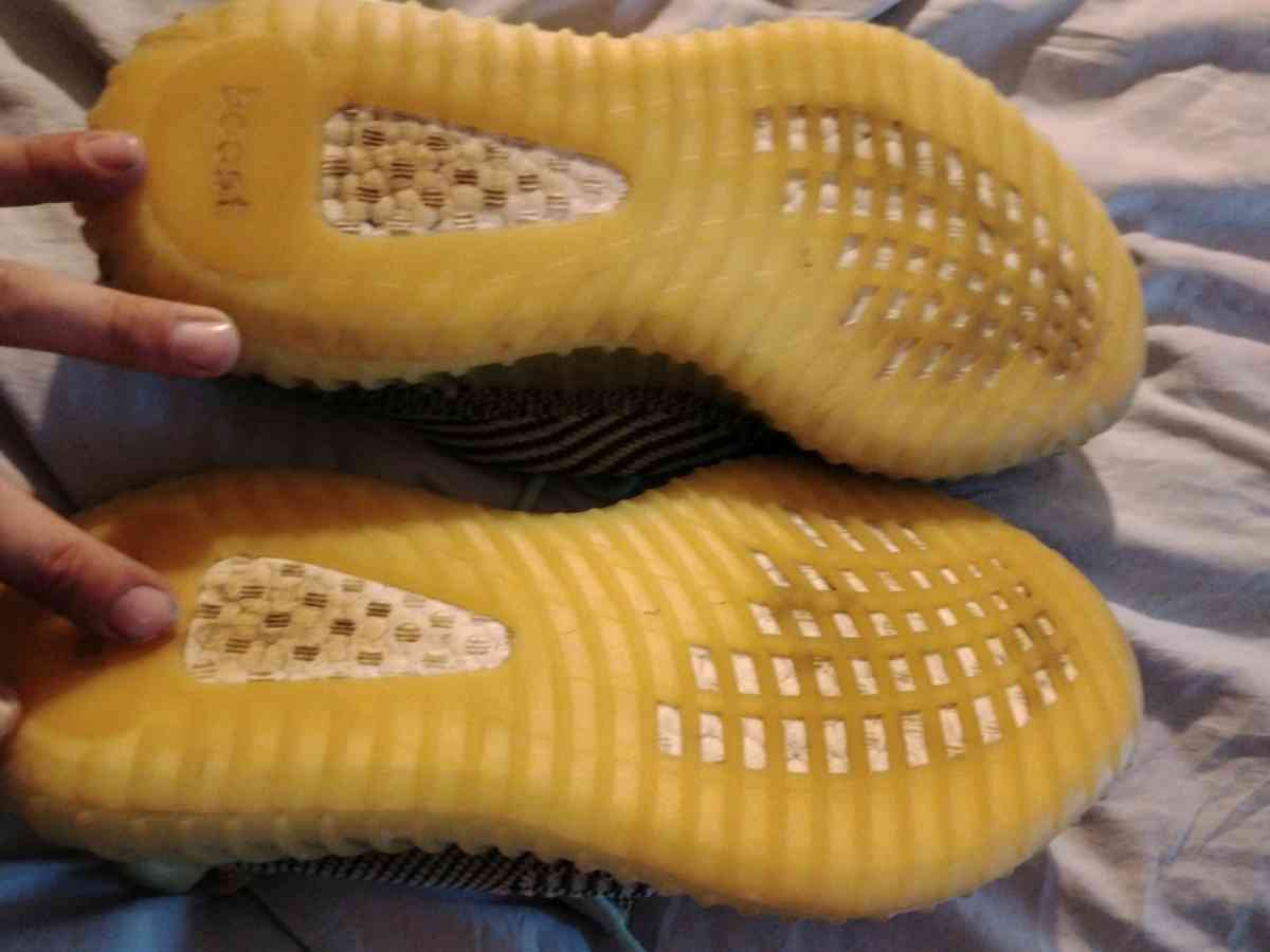 Yeezy 350 boost V2