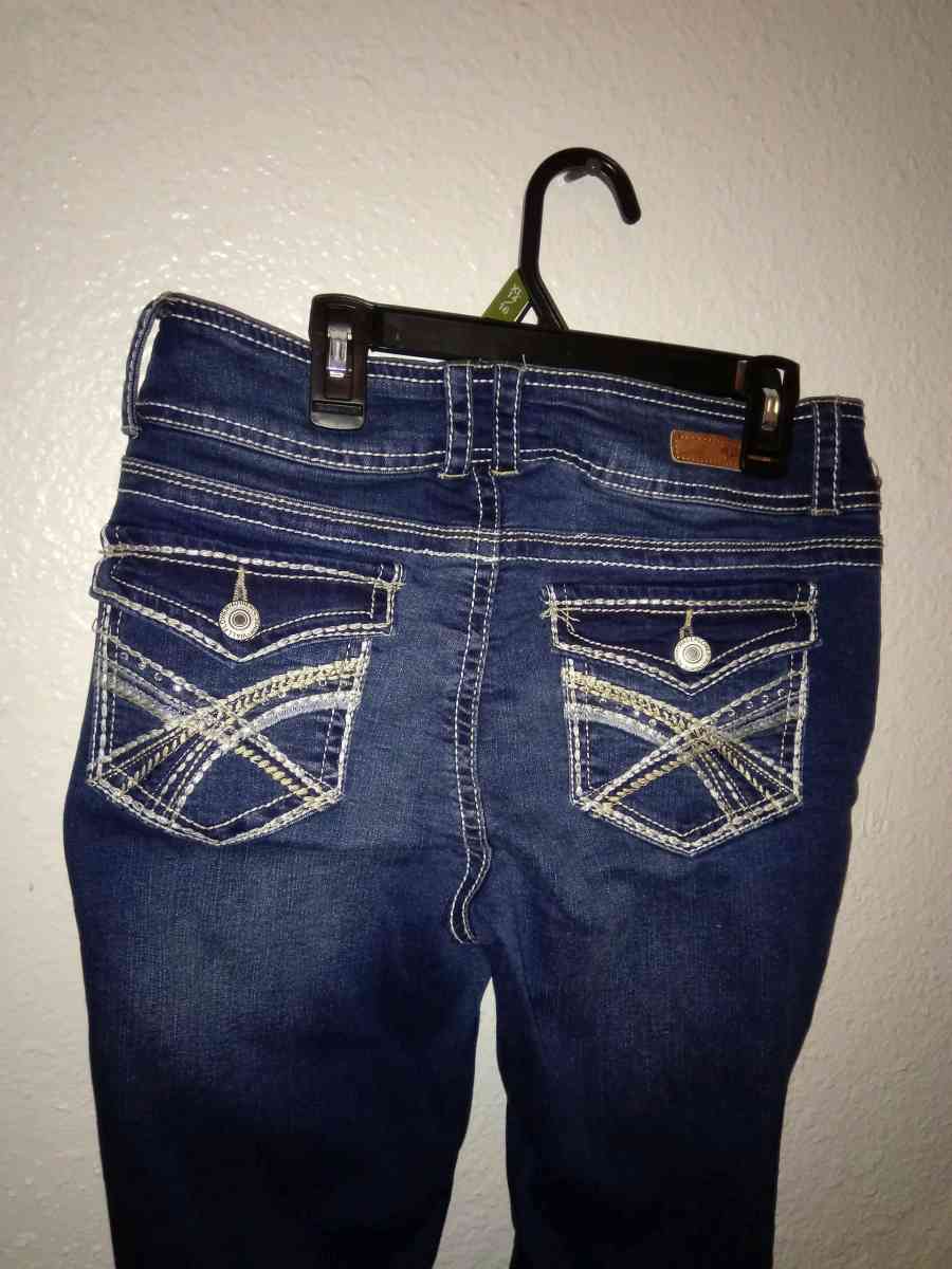 wildflower woman Jean size 8 - San Antonio, Texas - FleaMarketBay