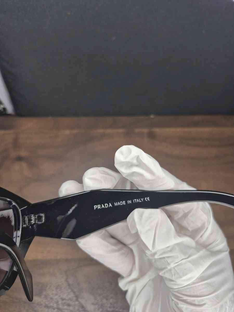 Prada Sun glasses