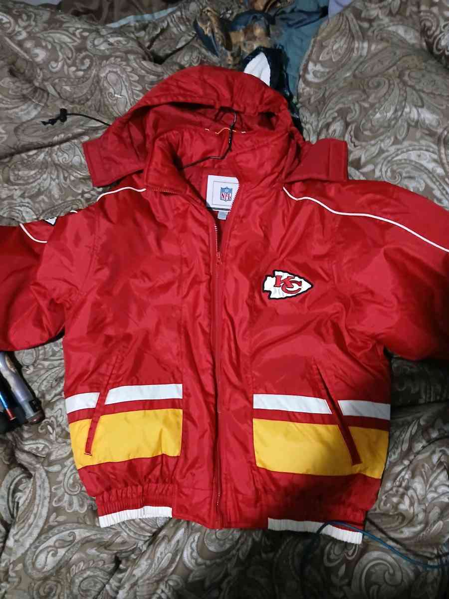 chiefs vintage coat size medium