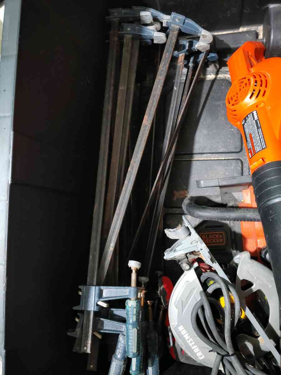 9 Clamps 24 Inch - Mission, Texas - FleaMarketBay
