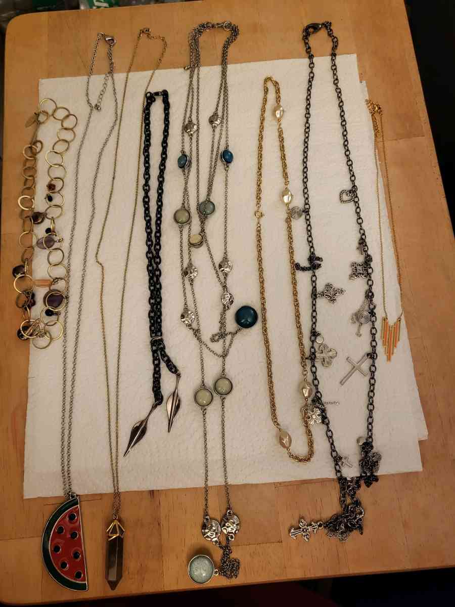 ASSORTED NECKLACES collection - Vacaville, California - FleaMarketBay