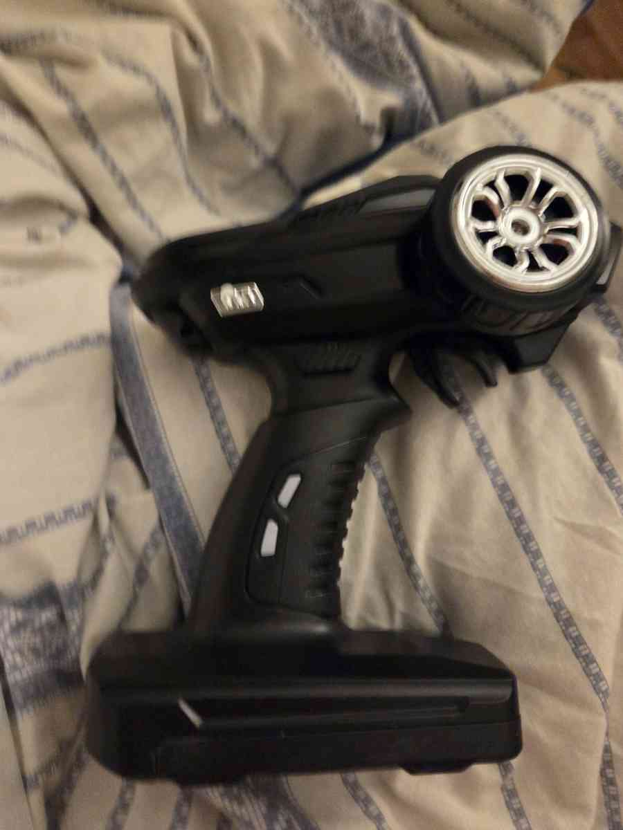 Remote Control RC Boat for Adults Kids for Pool Lake with 2 - Marion, North Carolina - FleaMarketBay