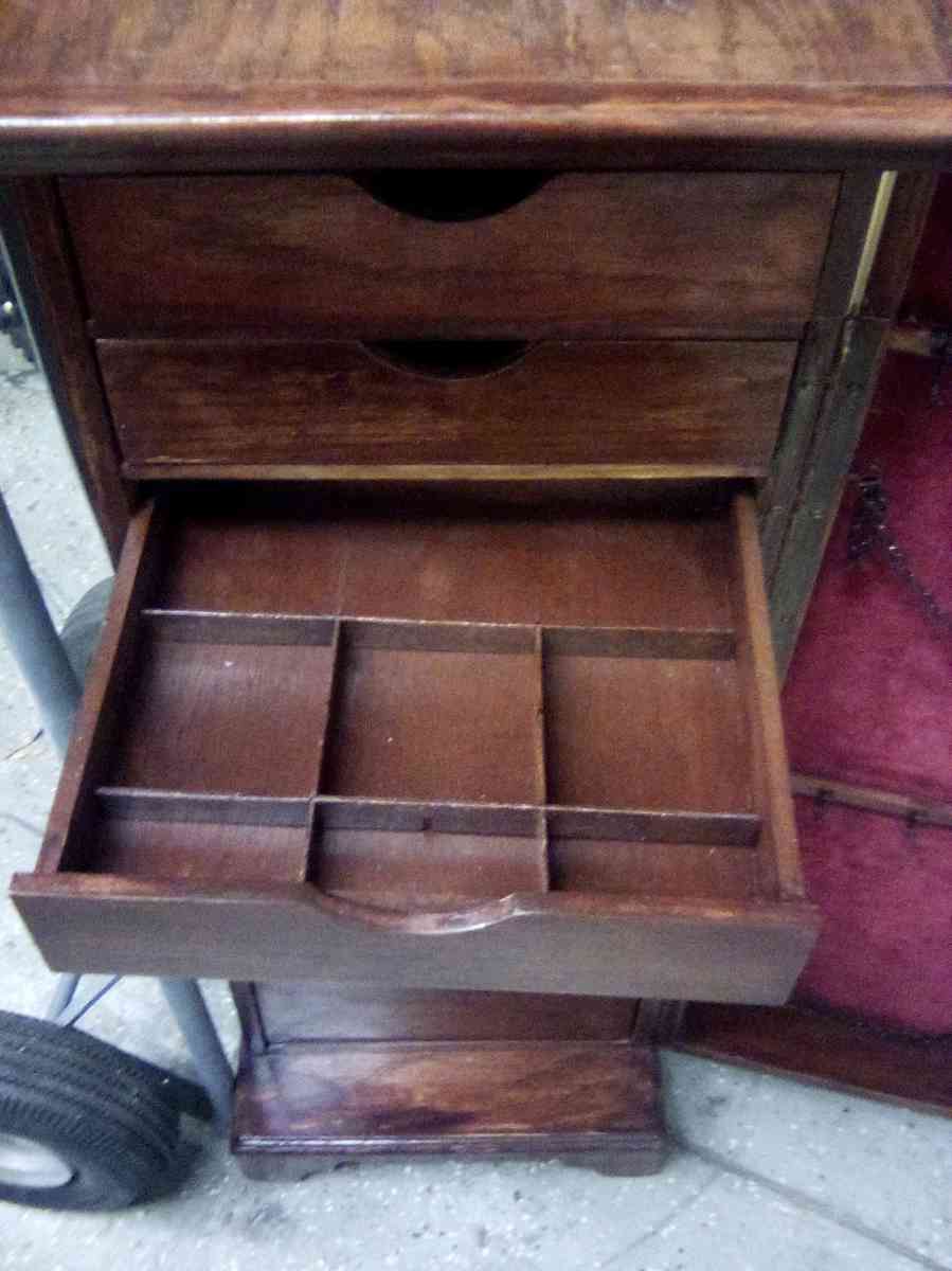 unisex jewelry cabinet - Aurora, Colorado - FleaMarketBay