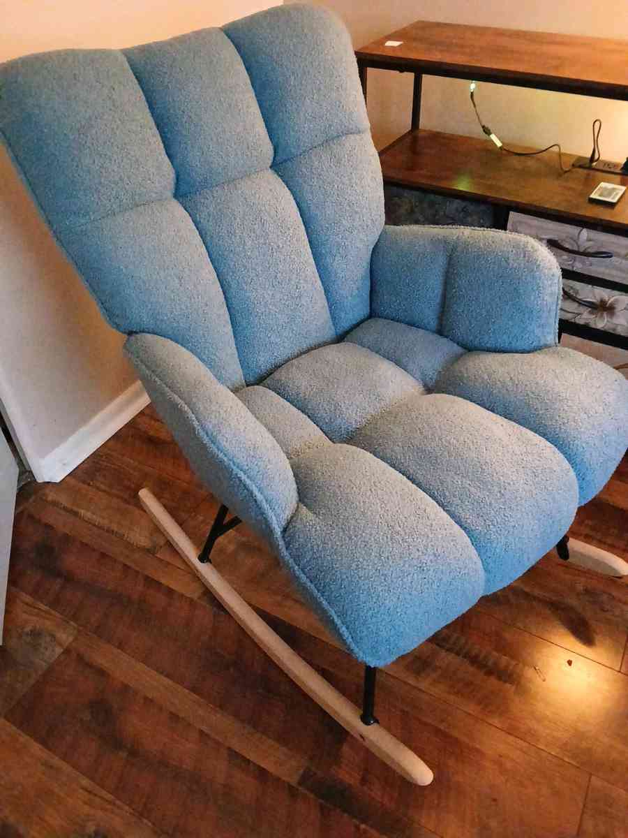 nice gently used furniture tables dressers rockers book case