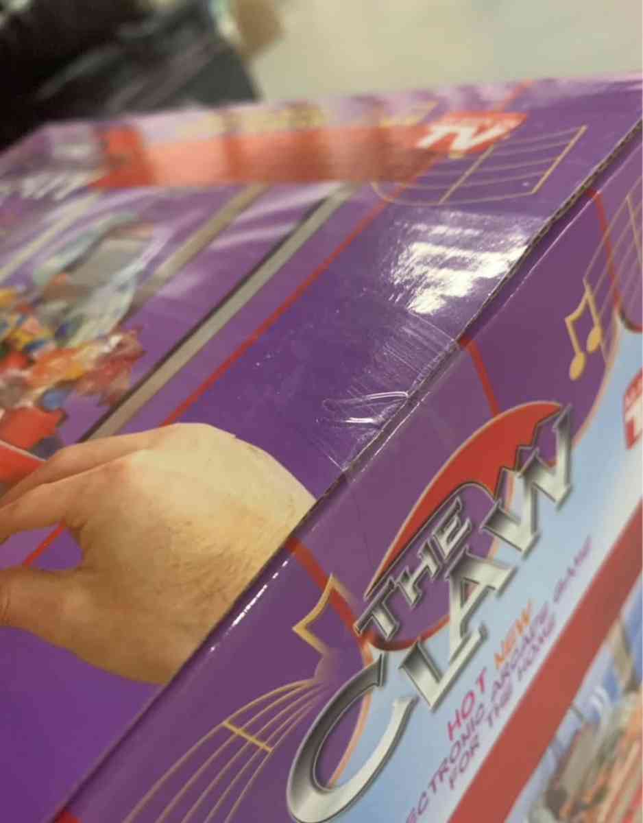 The Mini Claw Machine  SEALED NEW