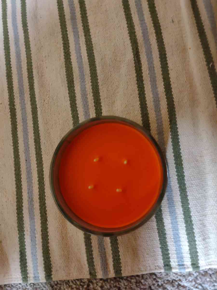 Chai Pumpkin Latte Scented candle - Gary, Indiana - FleaMarketBay