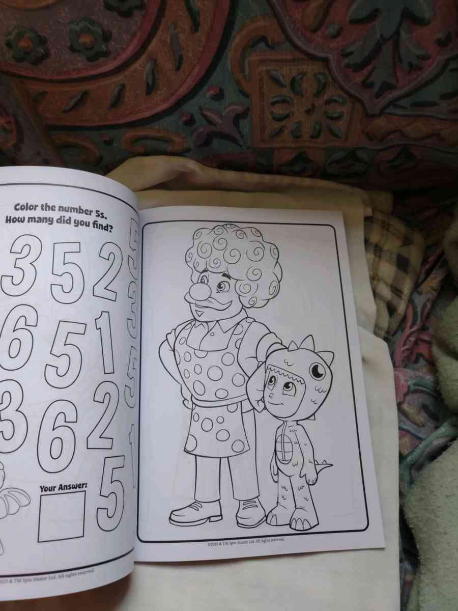 Kids activity books - Gary, Indiana - FleaMarketBay