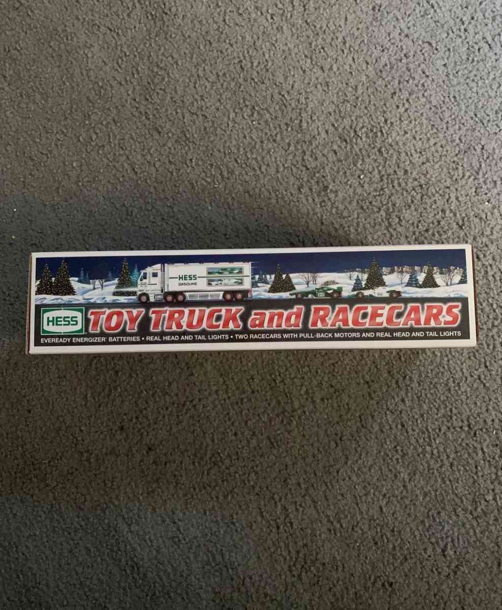 2003 Hess Truck w Pullback RACE CARS openbox see details bel