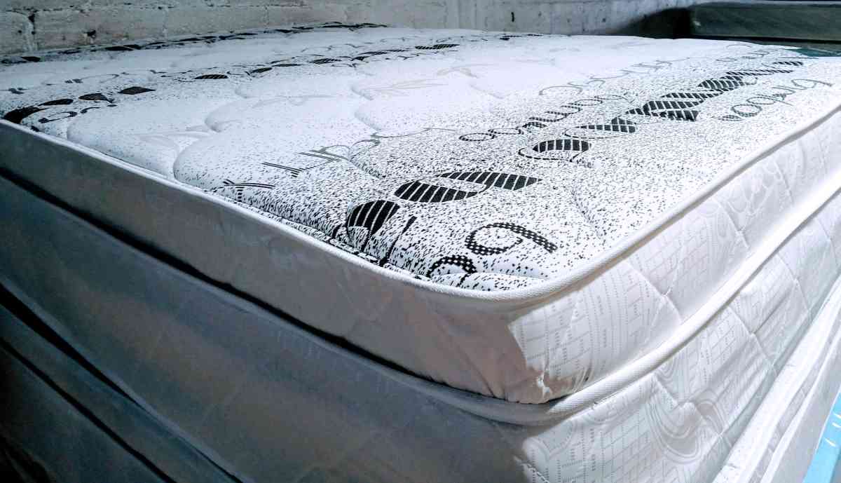 King Pillow Top Mattress Only Brand New Free Delivery Same D - Hollywood, Florida - FleaMarketBay