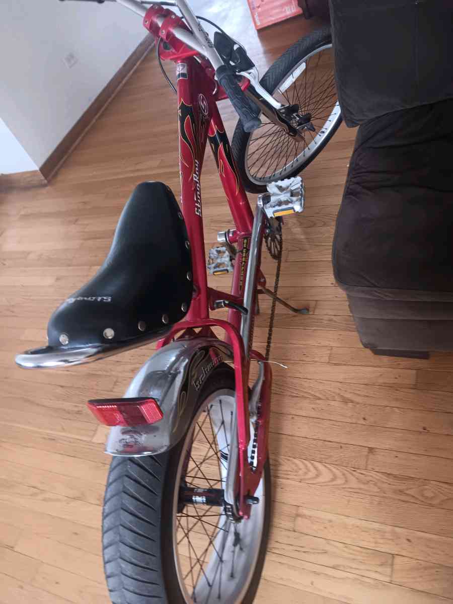 vendo una bicicleta  buenas i clsica color rojo llanta de mo - Aurora, Illinois - FleaMarketBay