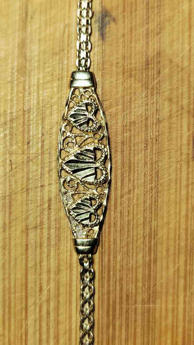 14kt Bracelet Diamond engraved Hearts