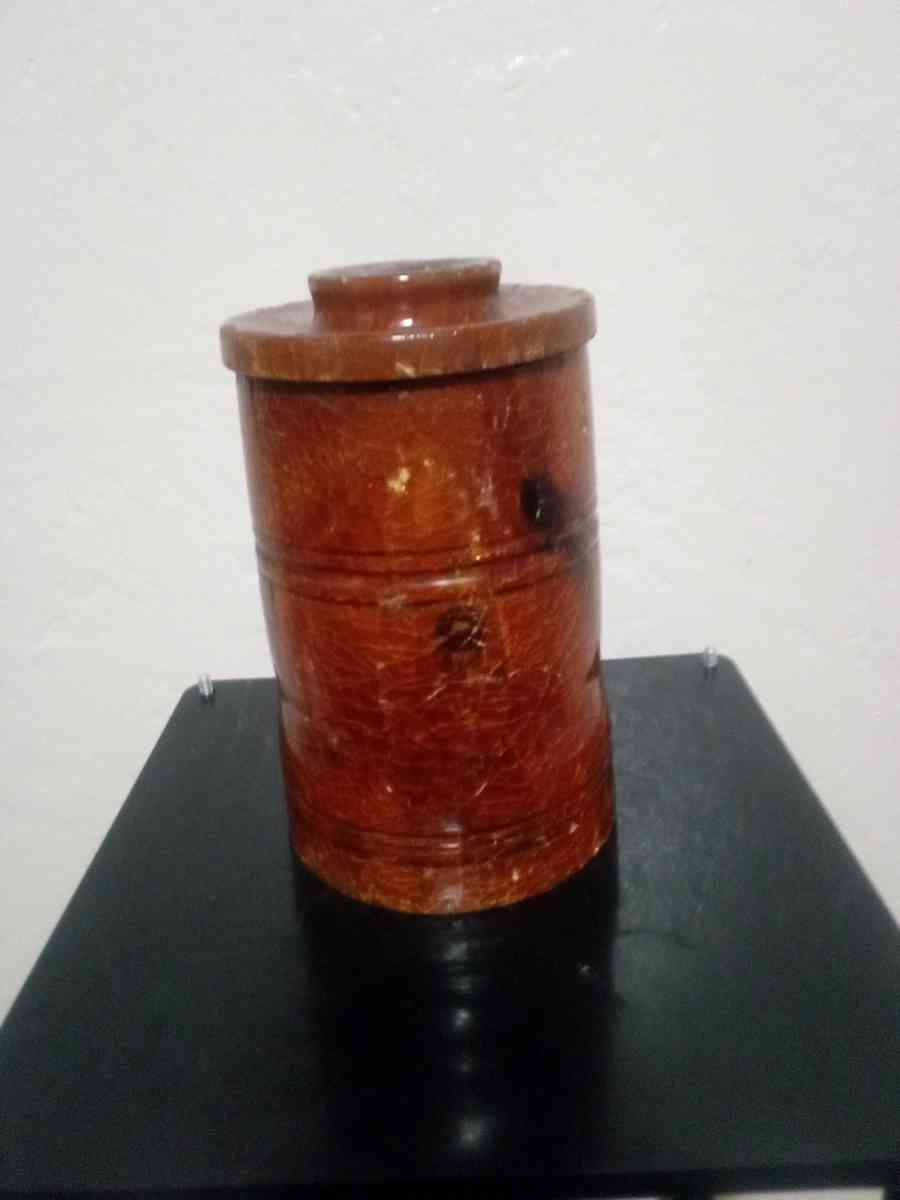 antique Chinese childs urn