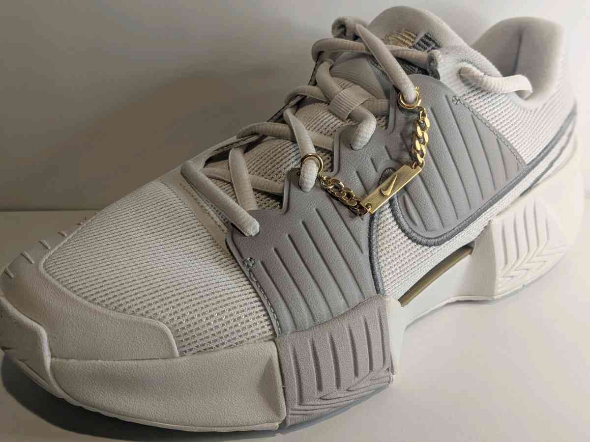 Nike GP Challenger pro