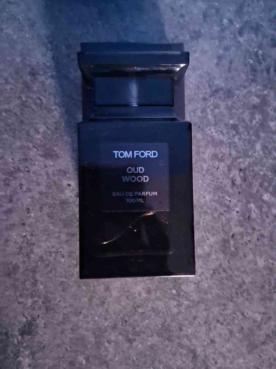 Tom Ford Oud Wood 34oz - Los Angeles, California - FleaMarketBay