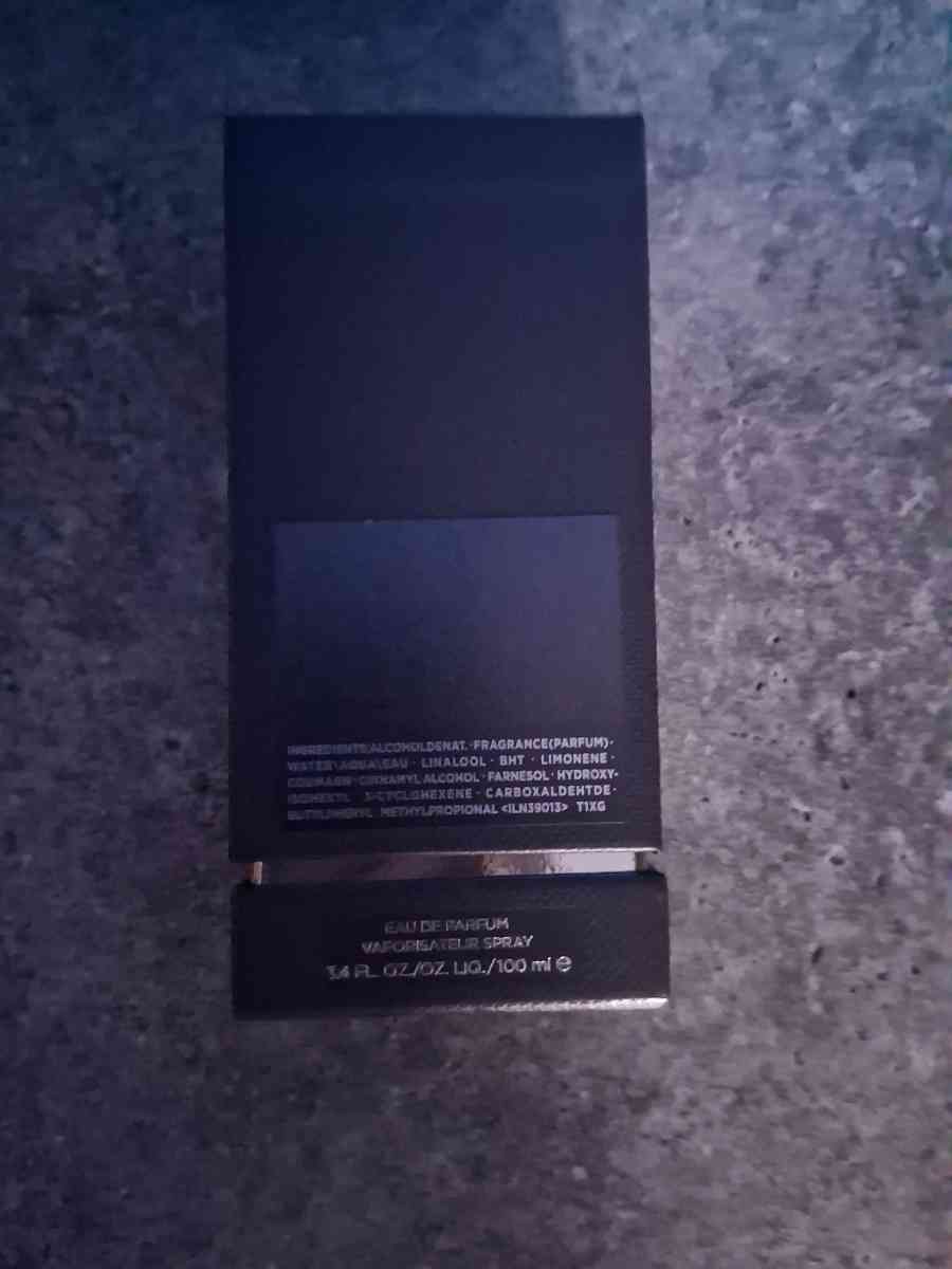 Tom Ford Oud Wood 34oz - Los Angeles, California - FleaMarketBay