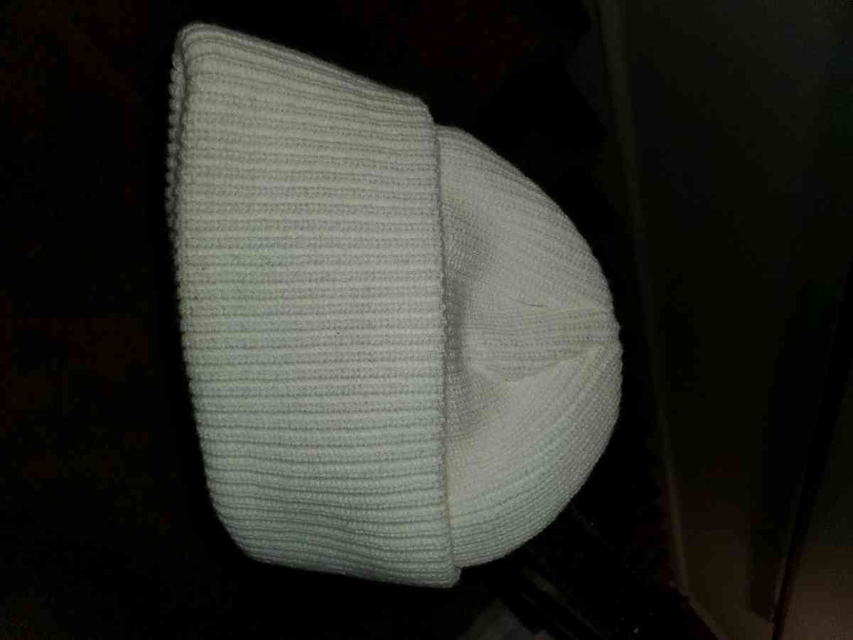 Amiri logo beanie white