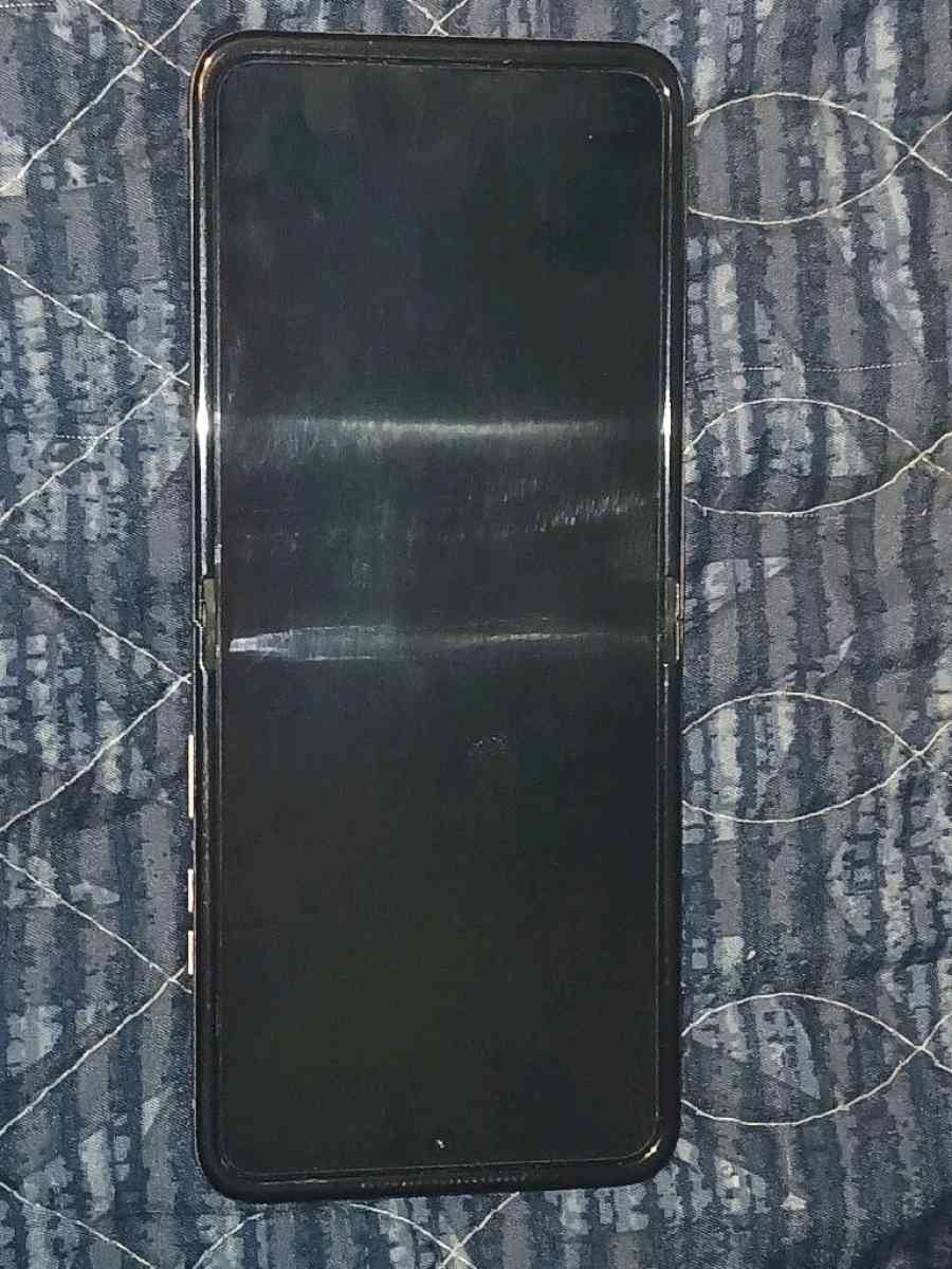 motarola Razr 2025 8 gb ram 128gb memory