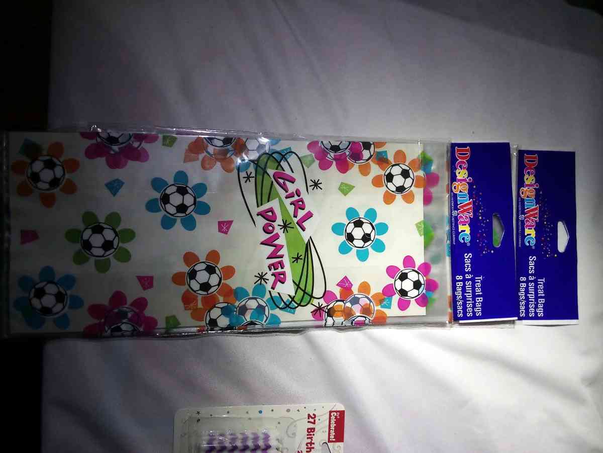 bulk party supplies unopened good deals