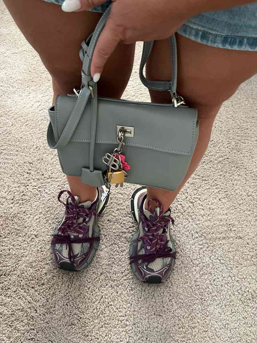 Preowned Balenciaga Rodeo Handbag