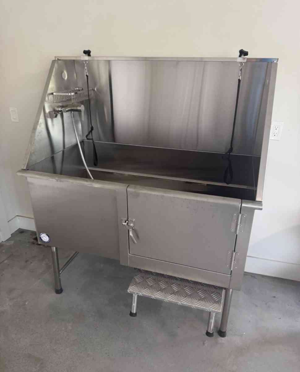Dog wash tub