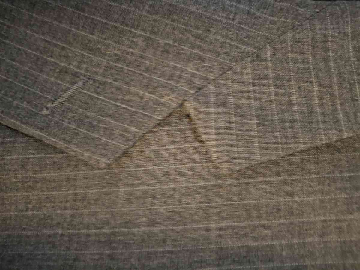 Suit 40R - Syracuse, New York - FleaMarketBay
