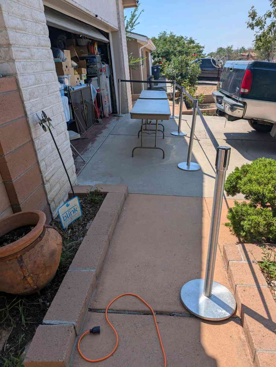 Retractable Belt Crowd Control Stanchion