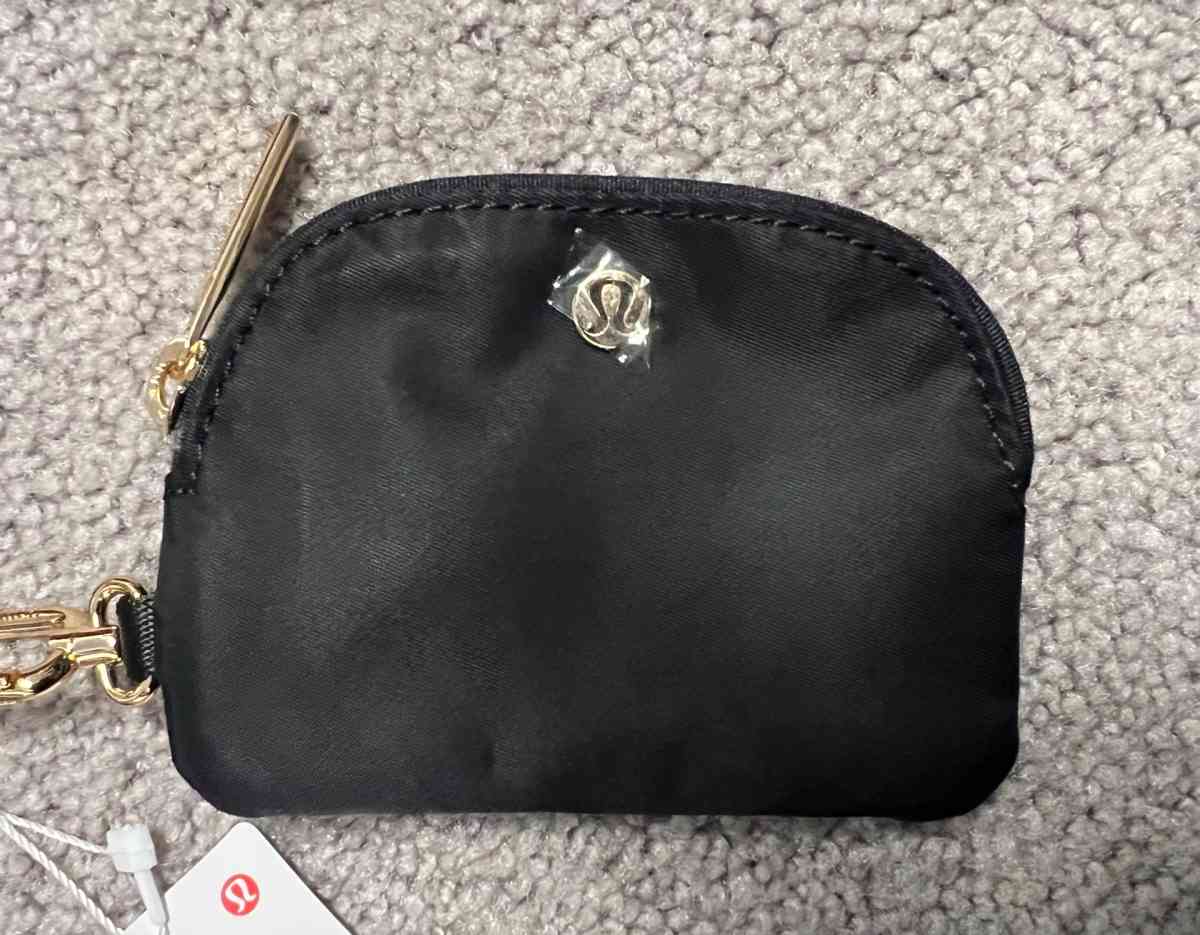 Lululemon Dual Pouch Wristlet