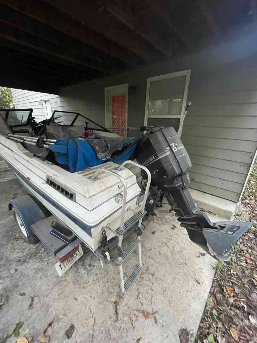 boat runs and works perfect