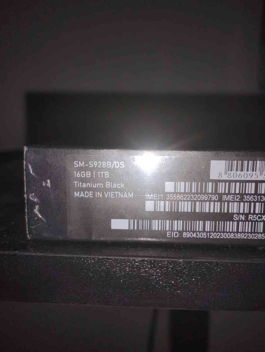 Unlocked Samsung Ultra S24 1TB