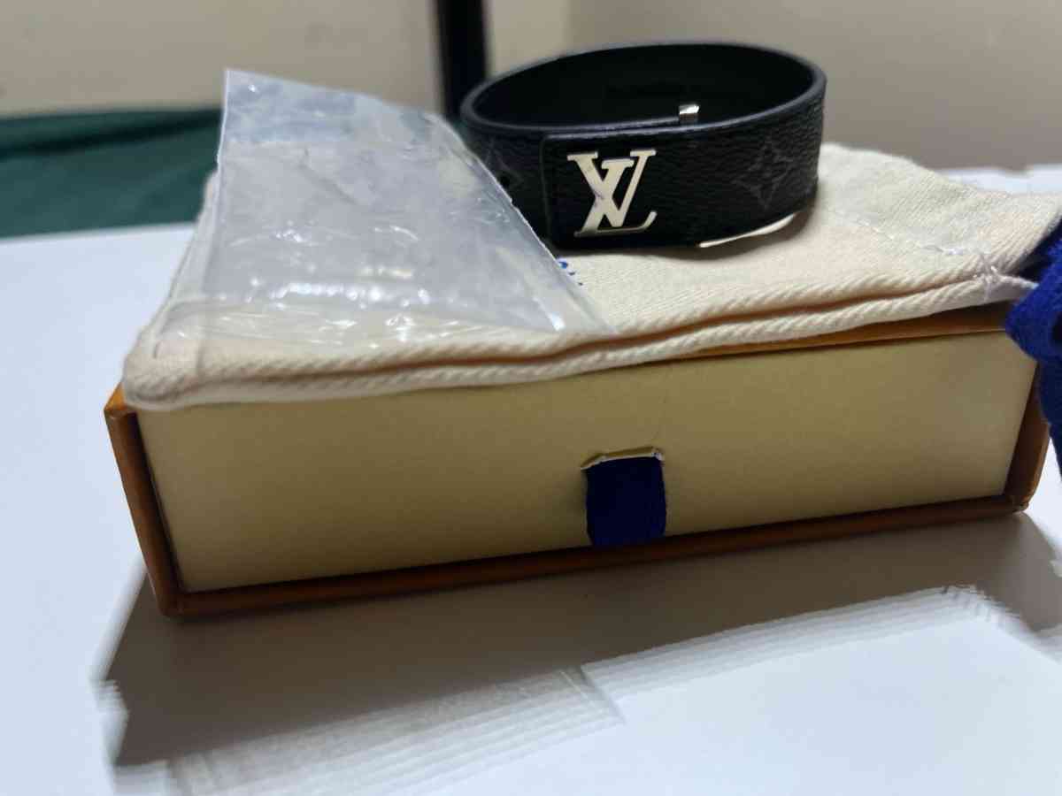 lv slim bracelet size 21