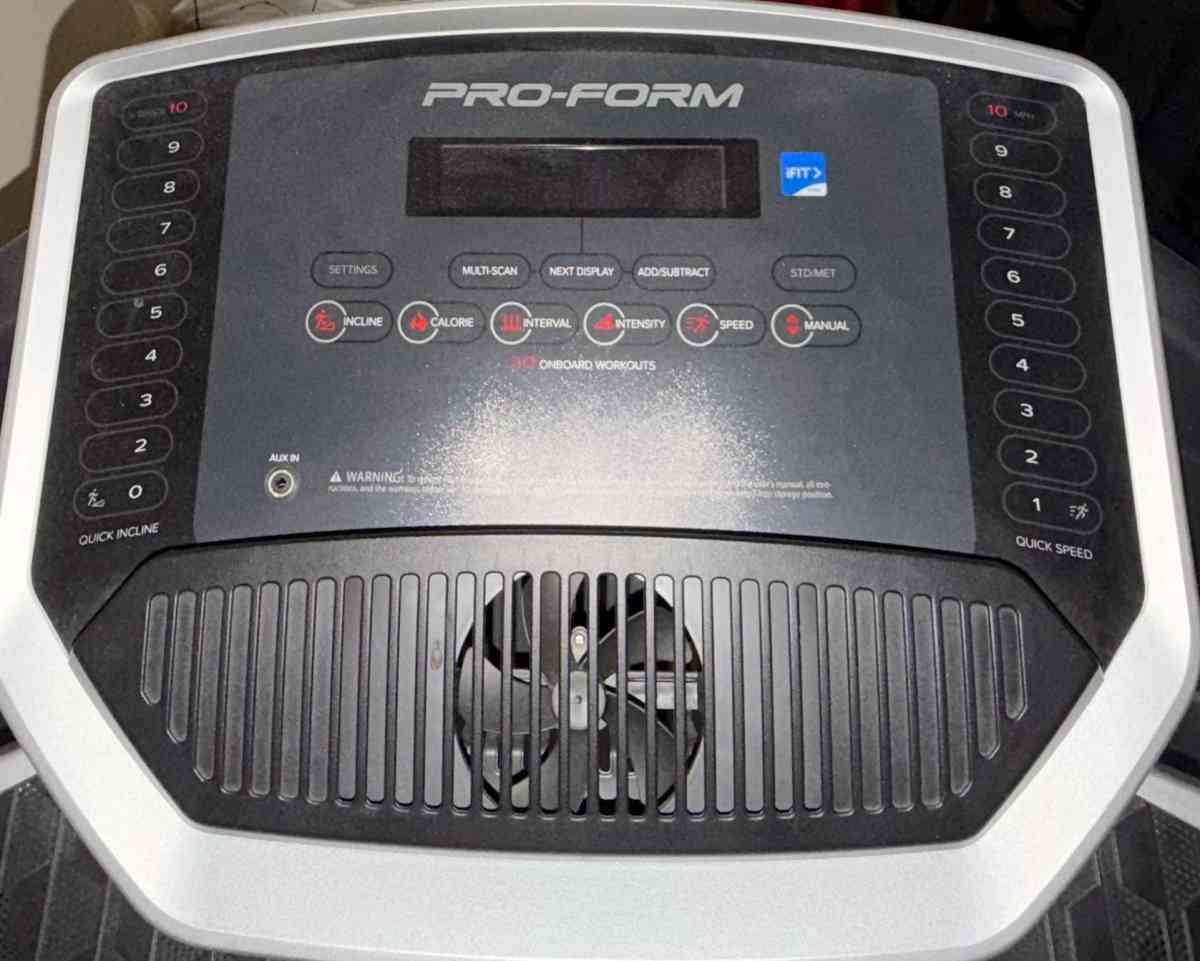 Proform Sport Treadmill - Hialeah, Florida - FleaMarketBay