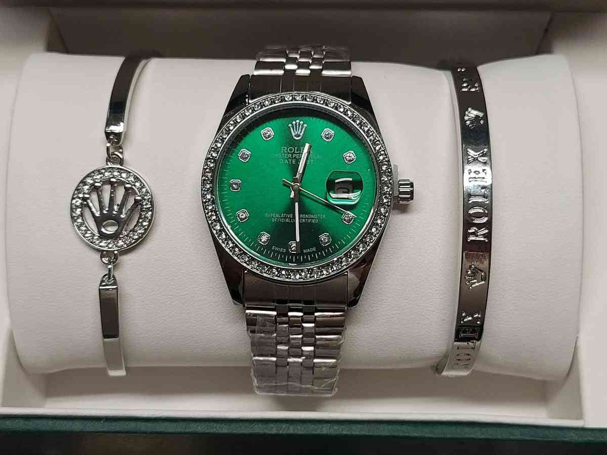 NEW FASHION GIFTS SET WITH ORIGINAL BOX