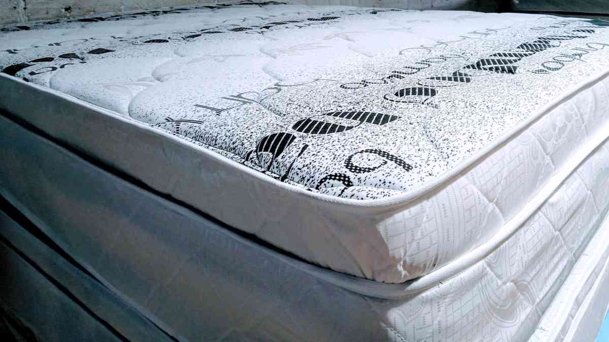 King Pillow Top Mattress Only Brand New Free Delivery Same D - Hollywood, Florida - FleaMarketBay
