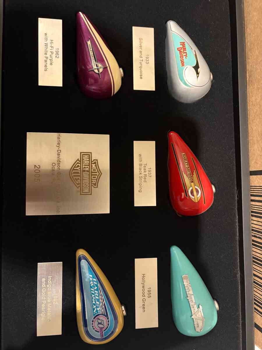 Harley Davidson Collectible Mini Gas Tank Set - Barberville, Florida - FleaMarketBay